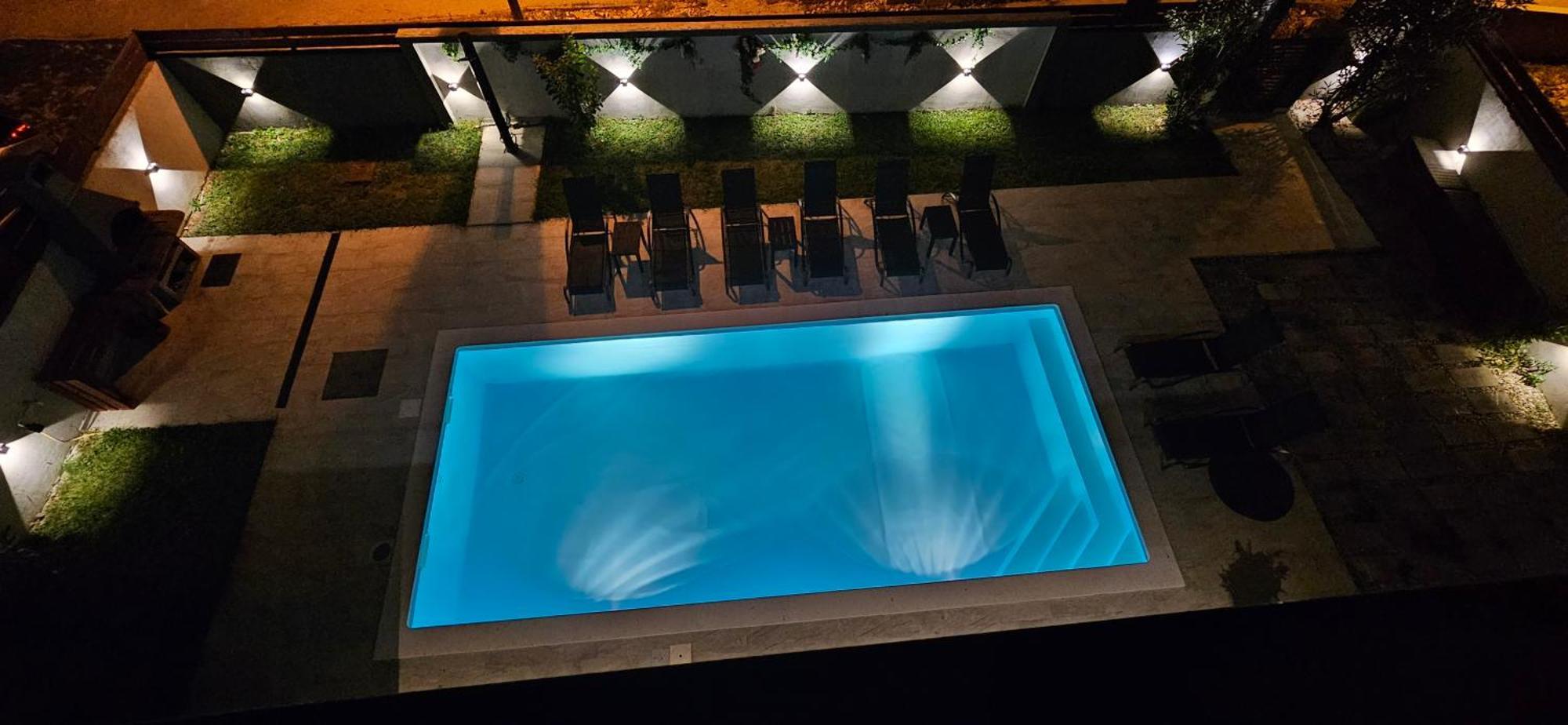 Villa Tia With Heated Pool & Jacuzzi Murvica  Exteriör bild